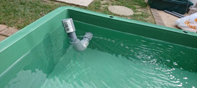 ガーデン水耕栽培装置の製作と定植